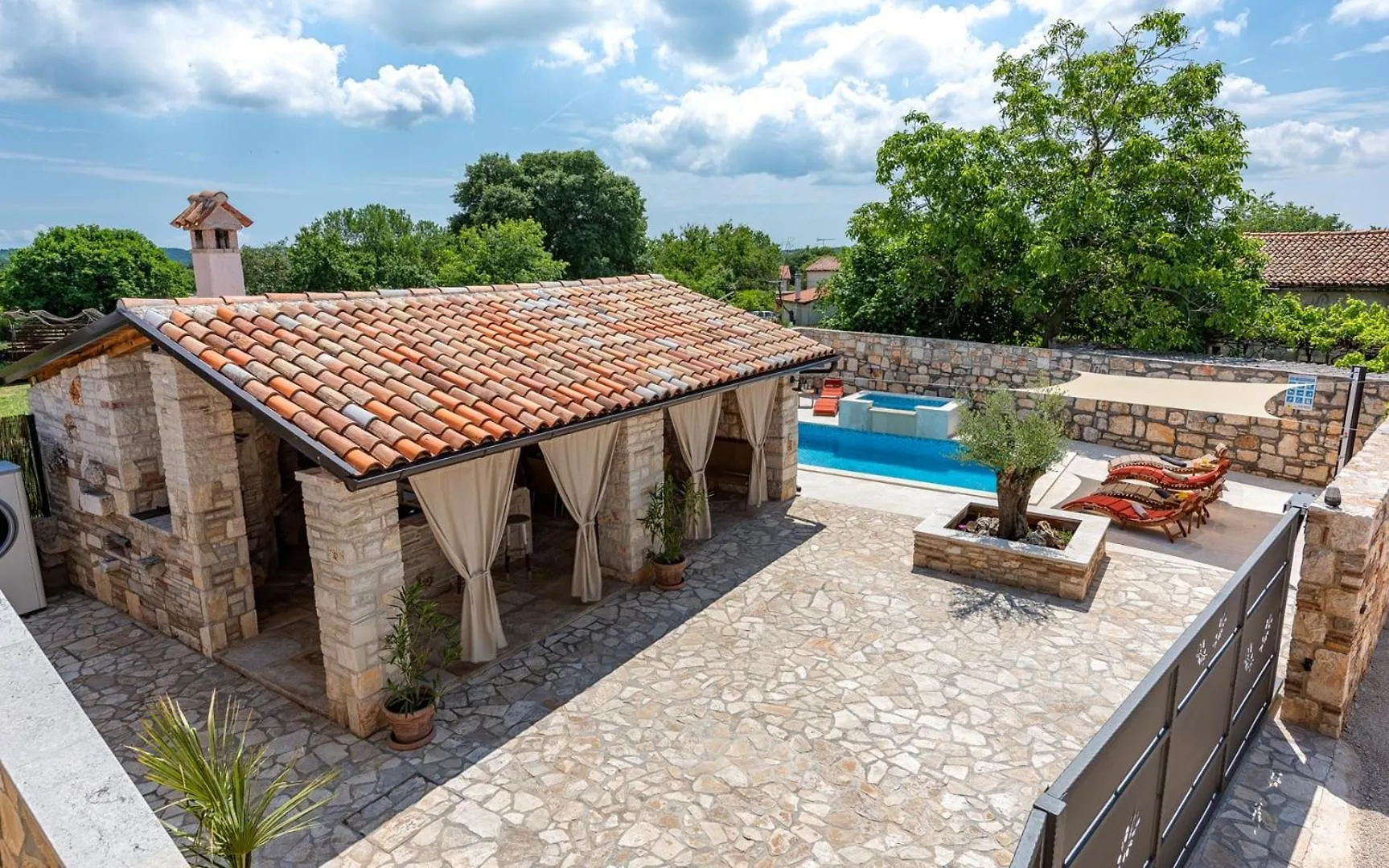 Rustic Stone Holiday House With Pool Marcana Croatia